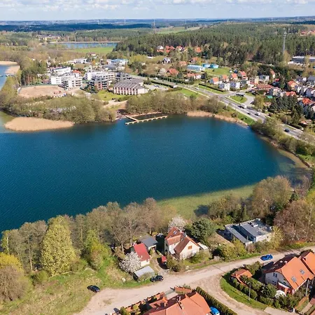 Domek Z Widokiem Na Jezioro Ukiel *
